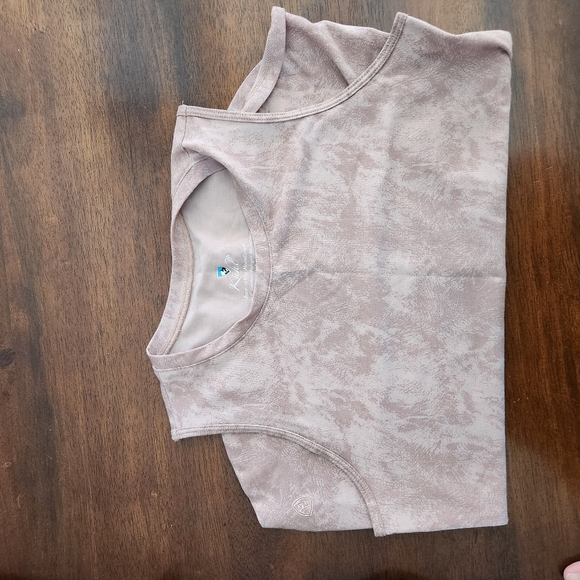 Kuhl Tank Pink Pattern Size Small EUC Activewear - Picture 3 of 5